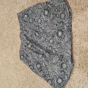 Cute summer skirt lined with pockets!